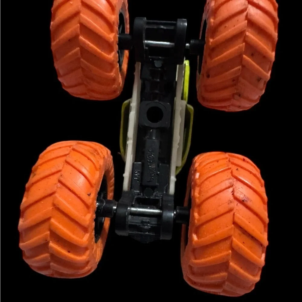 Bone shaker  Monster Truck Toy